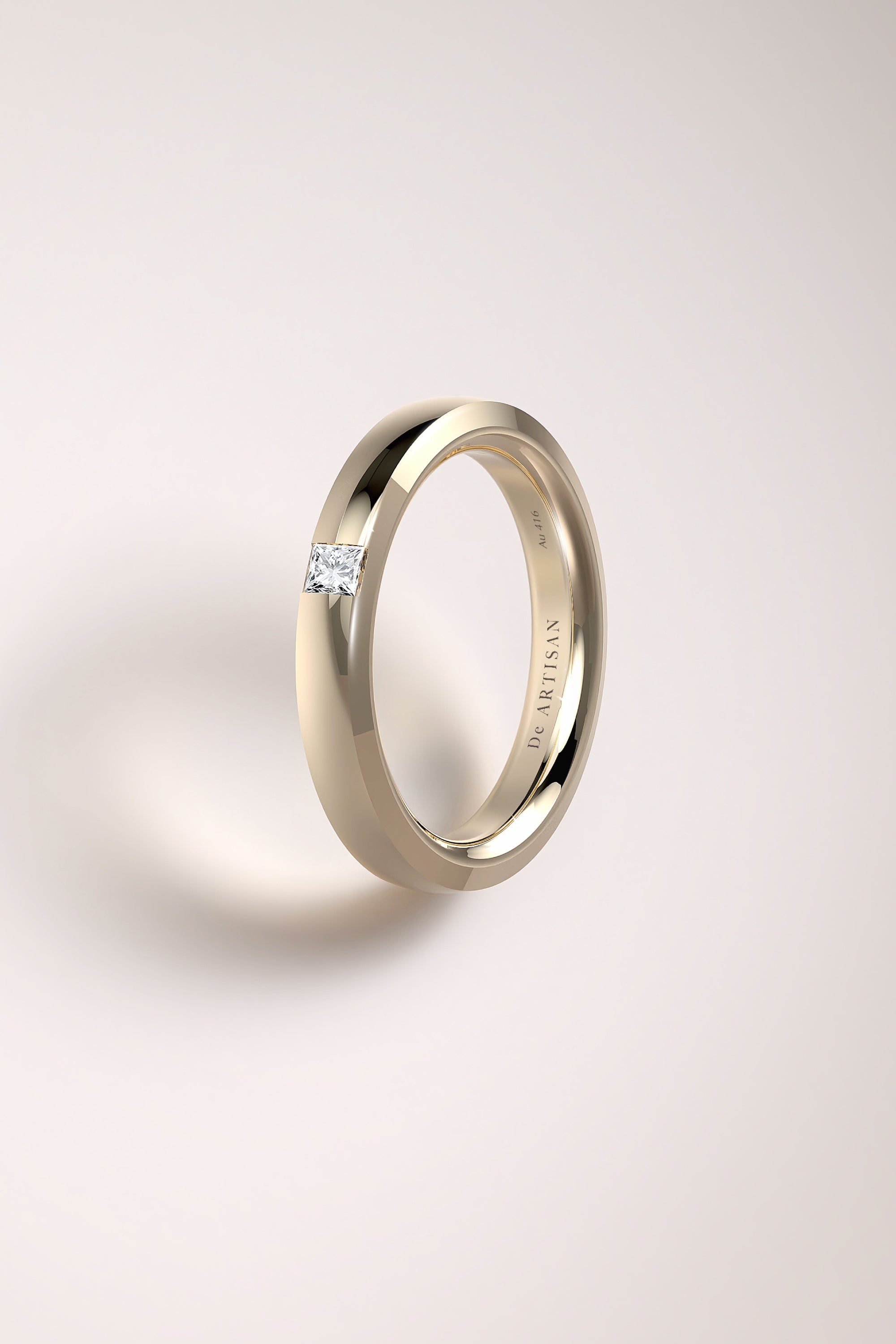 The One ring (S) 3mm. with Princess cut diamond