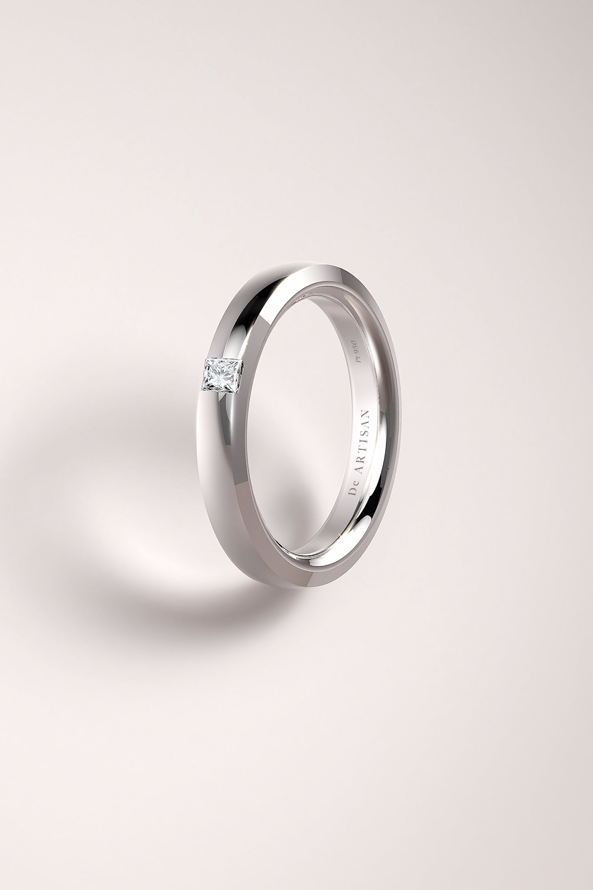 The One ring (S) 3mm. with Princess cut diamond